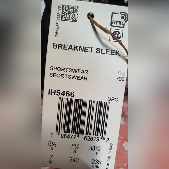 Adidas Breaknet Sleek Women’s Shoes – Core Black/Cloud White – Size 7 US W - Picture 4 of 4